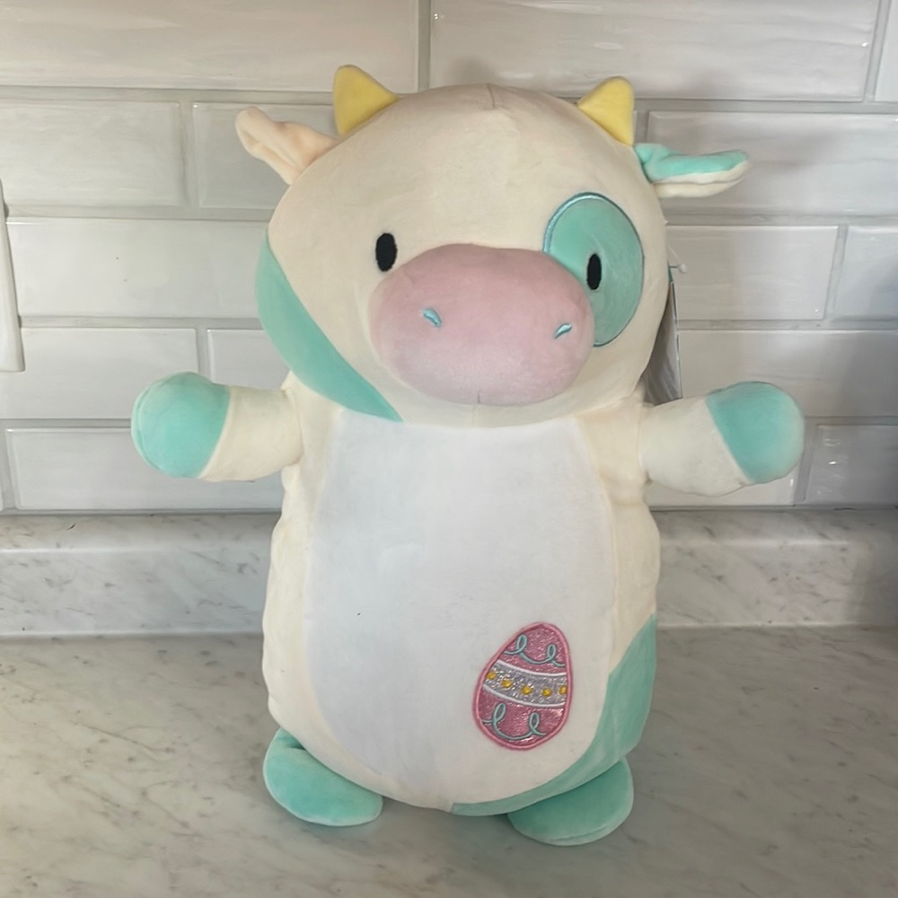 Belana the Cow Squishmallow